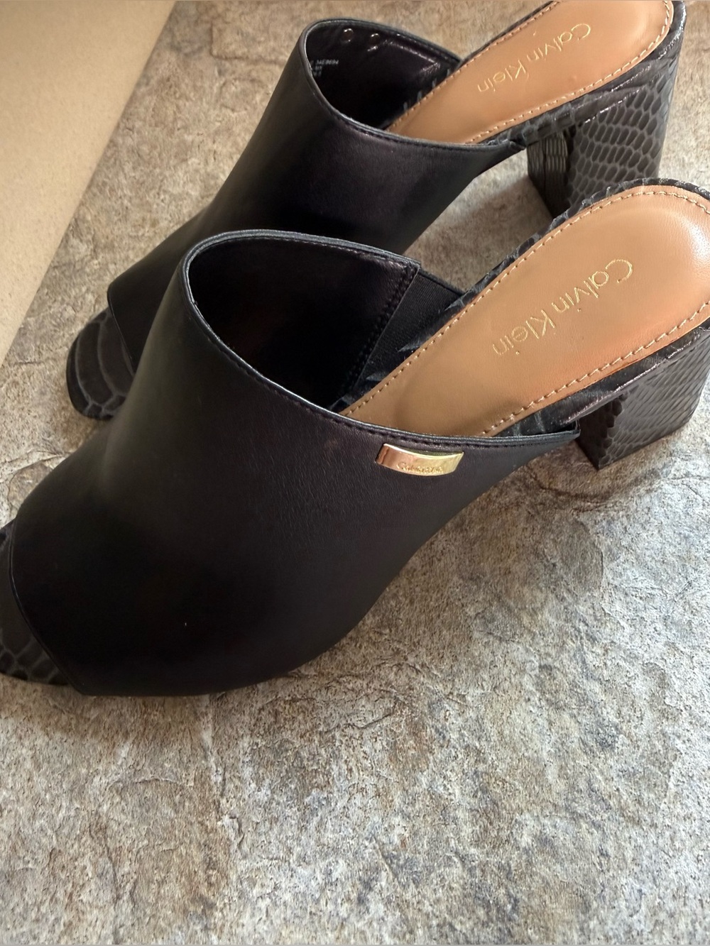 Calvin Klein Clemence Animal Print Mules US 9.5 Like New